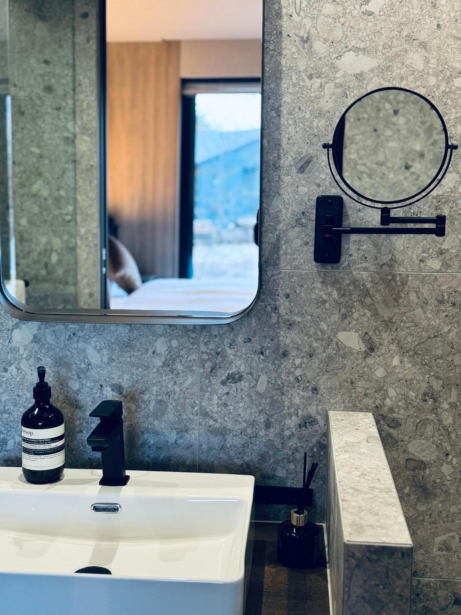 Hakuba Hibiku Chalet By Jade Group ภายนอก รูปภาพ